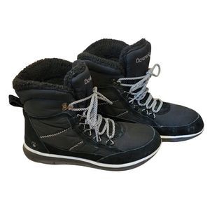 BEARPAW genuine sheepskin lace-up boots Women's 8